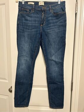 Universal Thread Mid Rise Skinny Jeans